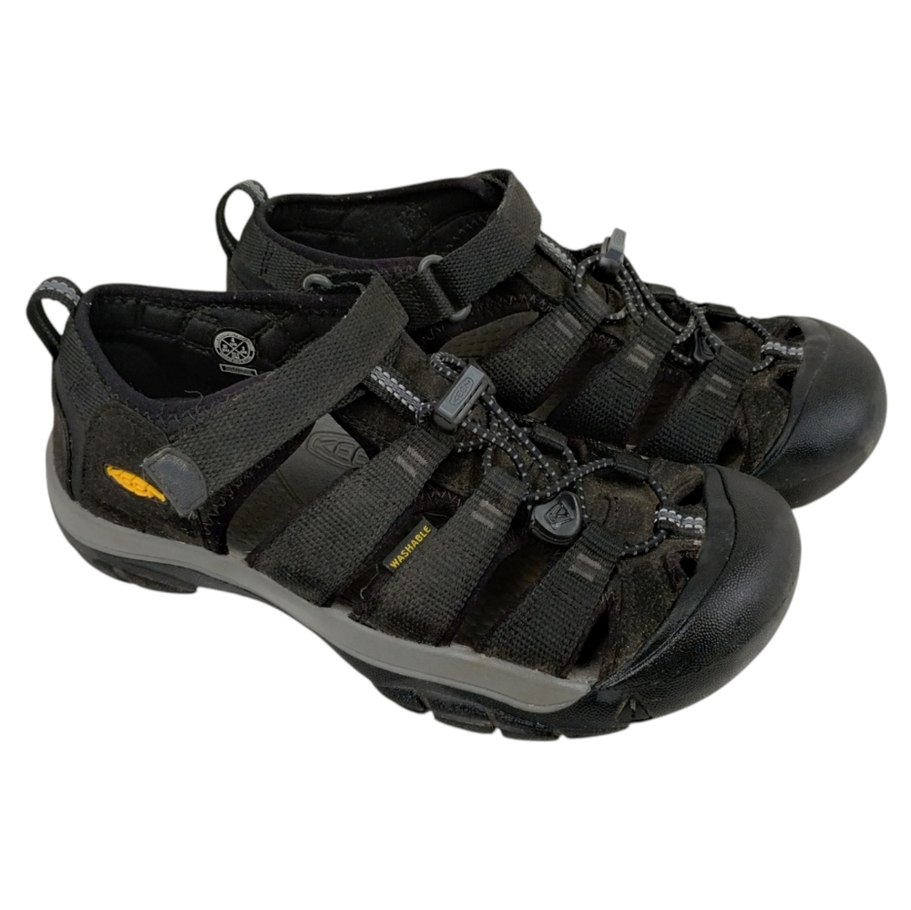 Keen Big Kids' Newport H2 Sandals Size 4 Black Outdoor Gorpcore Washable